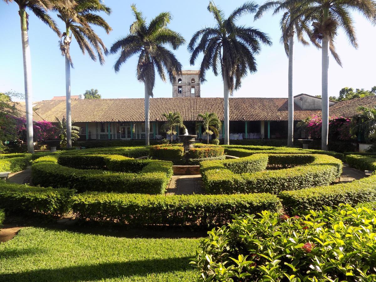 Hotel El Convento Leon Nicaragua Buitenkant foto